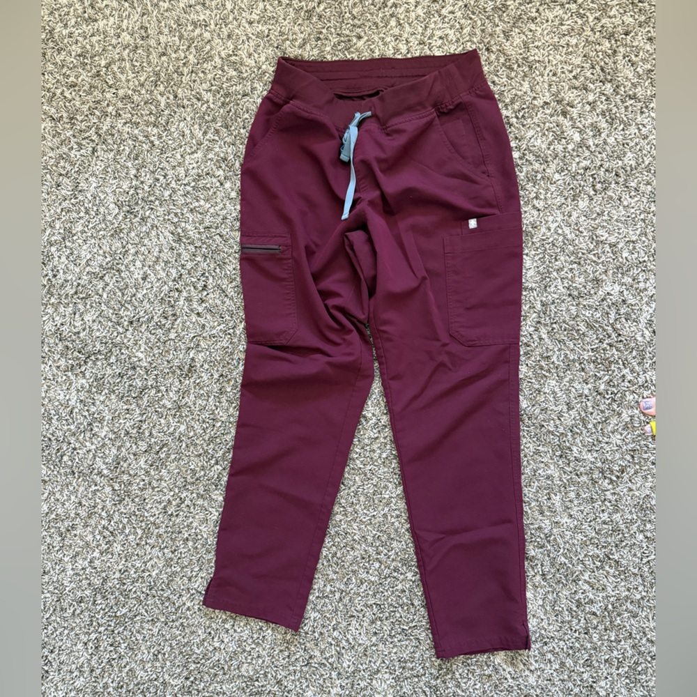 Figs Women’s Yola Skinny High Waisted Burgundy Scrub Pants